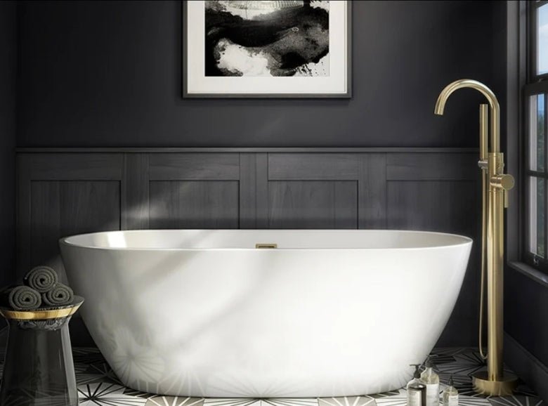 EOS 1600 White Freestanding Bath - 1600mm x 700mm